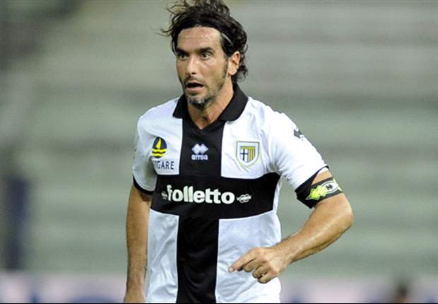 Alessandro Lucarelli è il capitano del Parma, sta pensando di scioperare