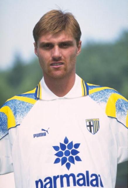 Luigi Apolloni quando era calciatore del Parma