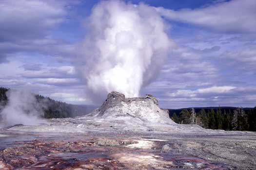 Esplode la festa in Islanda, è come vedere l'eruzione di un geyser