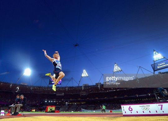 Greg Rutherford (29 anni) campione  olimpico di salto in alto.