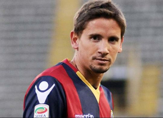 Gaston Ramirez con la maglia del Bologna (ilpallonegonfiato.com)