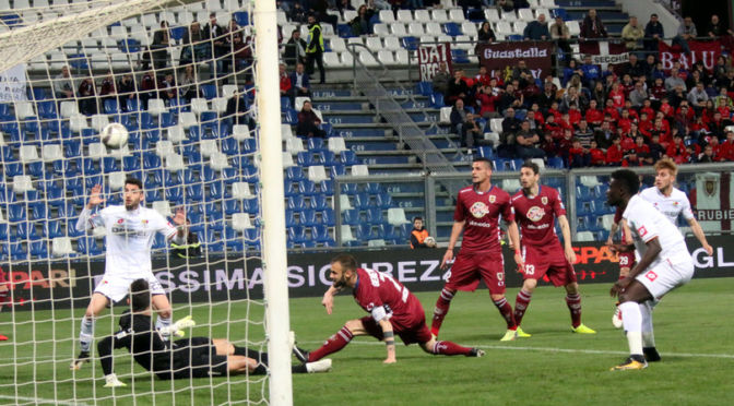 Tuttosport, Reggiana-Bassano 0-0. Primo tempo giallorosso, contatto sospetto su Altinier. Il Padova è sempre più vicino alla B