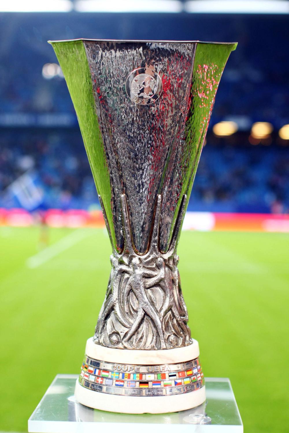 europa-league-trophy