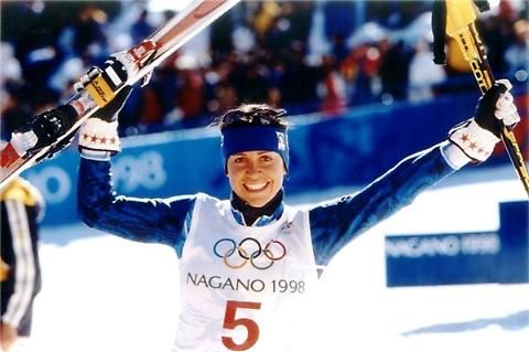Deborah Compagnoni vanta 3 ori e un argento olimpico e tre titoli mondiali, nelle discipline tecniche