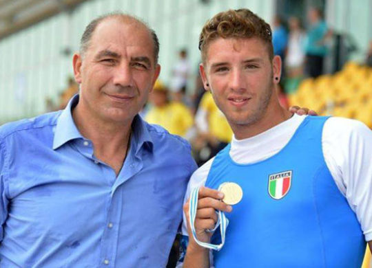 Giuseppe Abbagnale, presidente federale, a sinistra, e il figlio Vincenzo, campione del mondo con l'8