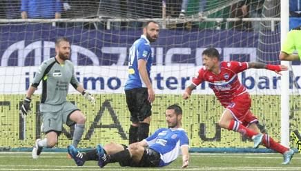 Il gol di Lapadula a Novara