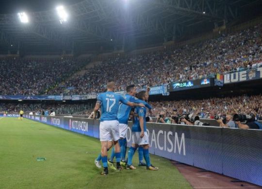 Il San Paolo gremito per Napoli-Nizza (calcio.fanpage.it)