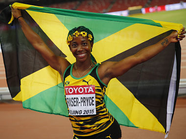Shelly Ann Fraser Pryce festeggia il titolo mondiale nei 100 metri del 2015 (reuters)