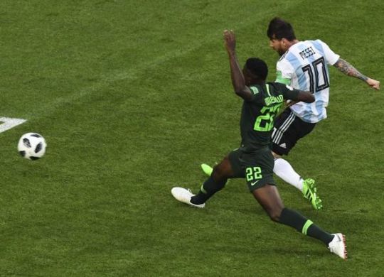 Messi segna l'1-0 contro la Nigeria (afp/corriere.it)